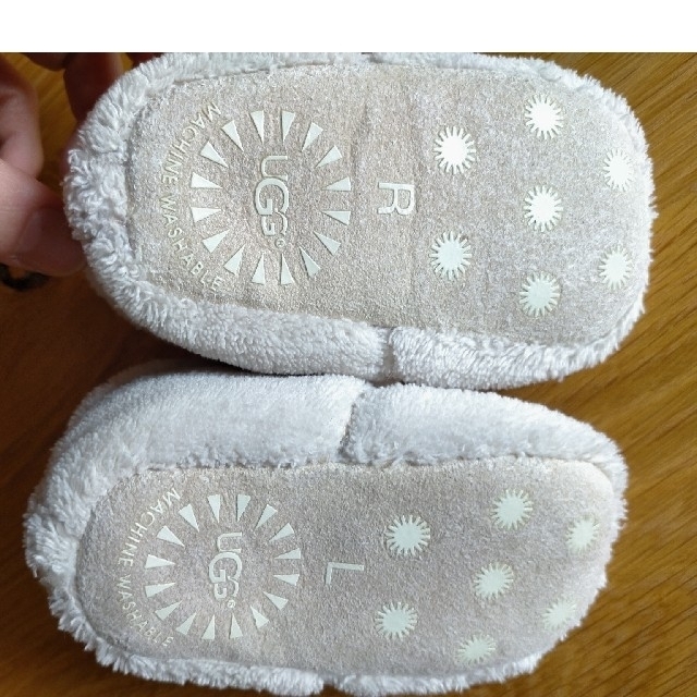 UGG(アグ)のUGGルームシューズ 11cm キッズ/ベビー/マタニティのベビー靴/シューズ(~14cm)(その他)の商品写真