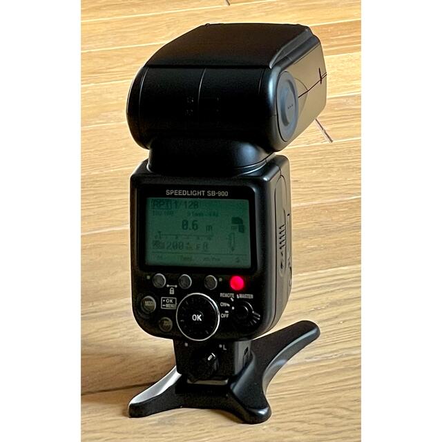 Nikon(ニコン)のNikon SB-900 スピードライト #2647260 スマホ/家電/カメラのカメラ(ストロボ/照明)の商品写真