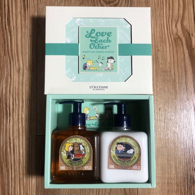 L’OCCITANE スヌーピー