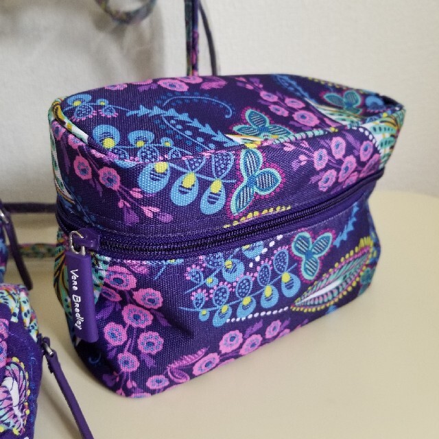 Vera Bradley(ヴェラブラッドリー)のVera Bradley  コスメティックオーガナイザー ポーチ4点セット レディースのファッション小物(ポーチ)の商品写真