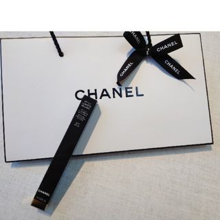 シャネル(CHANEL)の限定 新品 未開封 シャネル  スティロルミエールルガール 557 エクラ(アイシャドウ)
