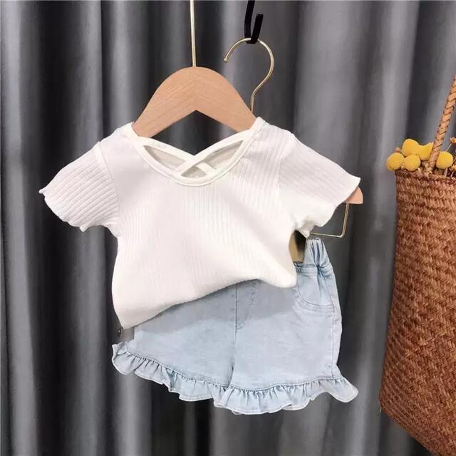 トップス×ショートパンツ　セット キッズ/ベビー/マタニティのキッズ服女の子用(90cm~)(ワンピース)の商品写真