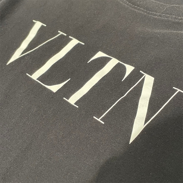 ヴァレンティノ VALENTINO VLTNロゴTシャツ メンズ ヴァレンティノ VALENTINO VLTNロゴTシャツ メンズ