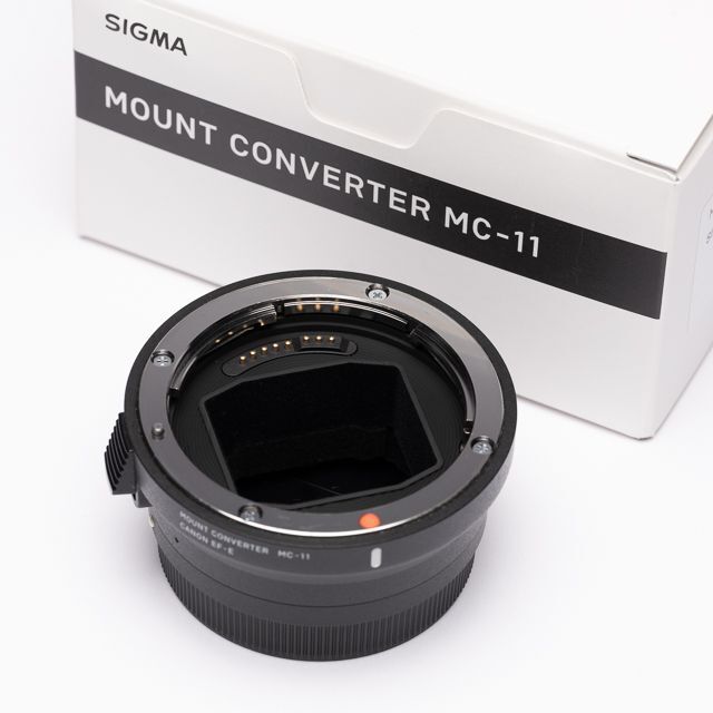 SIGMA(シグマ)の【美品】SIGMA MOUNT CONVERTER MC-11 EF→E スマホ/家電/カメラのカメラ(ミラーレス一眼)の商品写真