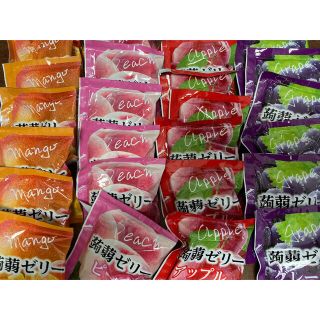 【コストコ】こんにゃくゼリー　32個セット　お菓子　ぶどう　桃　りんご　マンゴー(菓子/デザート)