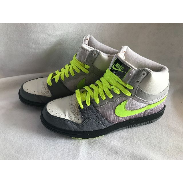 NIKE - Nike COURT FORCE HI BASIC 25.5cmの通販 by 雪見だいふく's