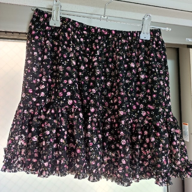 【韓国製】花柄のミニスカート レディースのスカート(ミニスカート)の商品写真