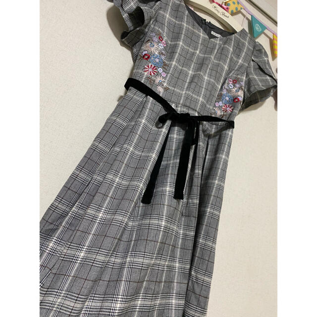 WILLSELECTION*グレンチェック刺繍ワンピース