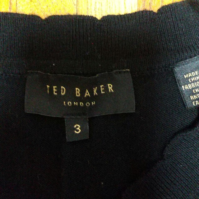 TED BAKER(テッドベイカー)のTED BAKER カーディガン レディースのトップス(カーディガン)の商品写真