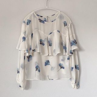 グレースコンチネンタル(GRACE CONTINENTAL)の美品♡ グレースコンチネンタル　花柄シフォンブラウス(シャツ/ブラウス(長袖/七分))