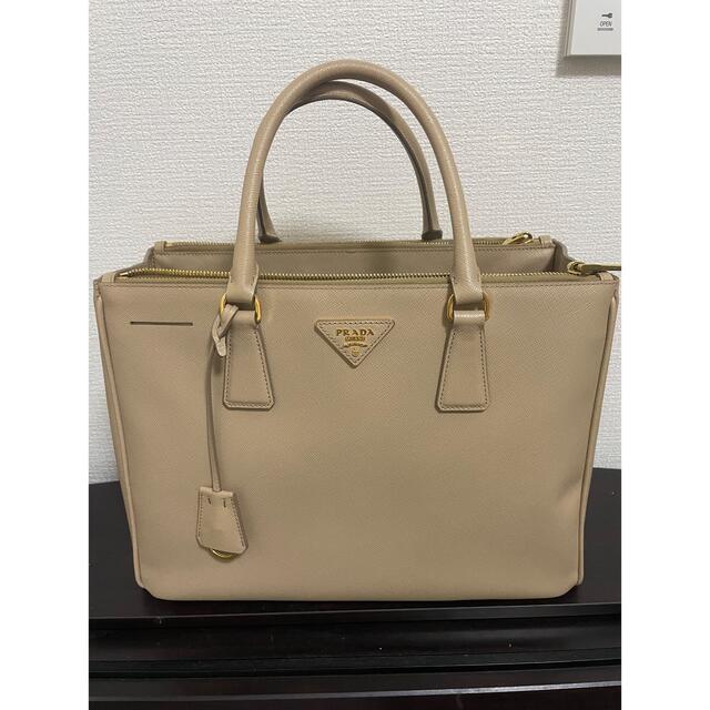 国内発送】 PRADA - PRADA プラダ サフィアーノ 美品 ハンドバッグ