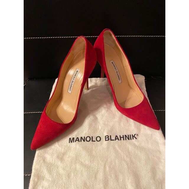 MANOLO BLAHNIK(マノロブラニク)のマノロブラニク MANOLO BLAHNIK ヒールパンプス スウェード　レッド レディースの靴/シューズ(ハイヒール/パンプス)の商品写真