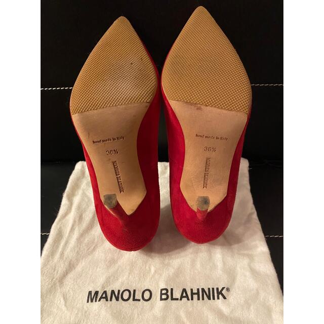 MANOLO BLAHNIK(マノロブラニク)のマノロブラニク MANOLO BLAHNIK ヒールパンプス スウェード　レッド レディースの靴/シューズ(ハイヒール/パンプス)の商品写真