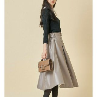 トッコ(tocco)のtocco トッコ ミモレ丈フェイクレザースカート ベルト付き 大人可愛い(ロングスカート)