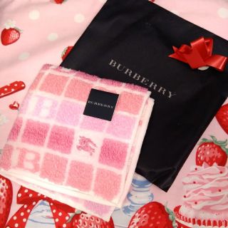 バーバリー(BURBERRY)の🌸BURBERRY🐎タオルハンカチ🌸ピンク🐎ハンカチ🌸バーバリー🐎(ハンカチ)