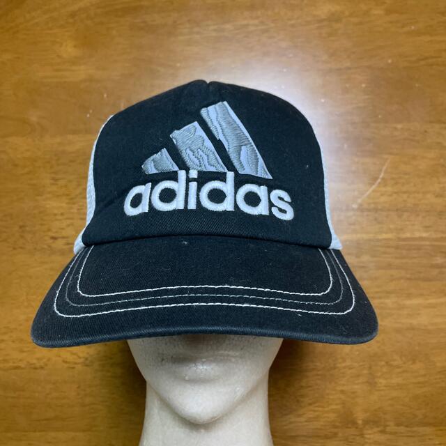 adidas(アディダス)のadidasアデダスキャップ メンズの帽子(キャップ)の商品写真