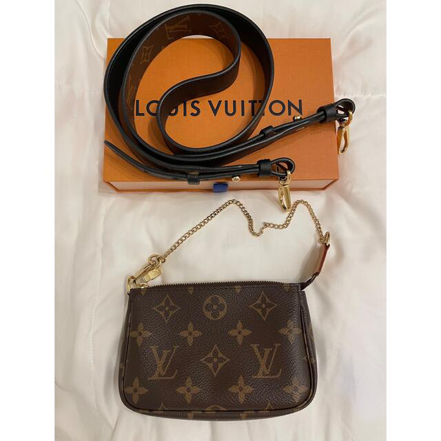 HOT高品質】 LOUIS VUITTON - ルイヴィトン ミニポシェット アクセ