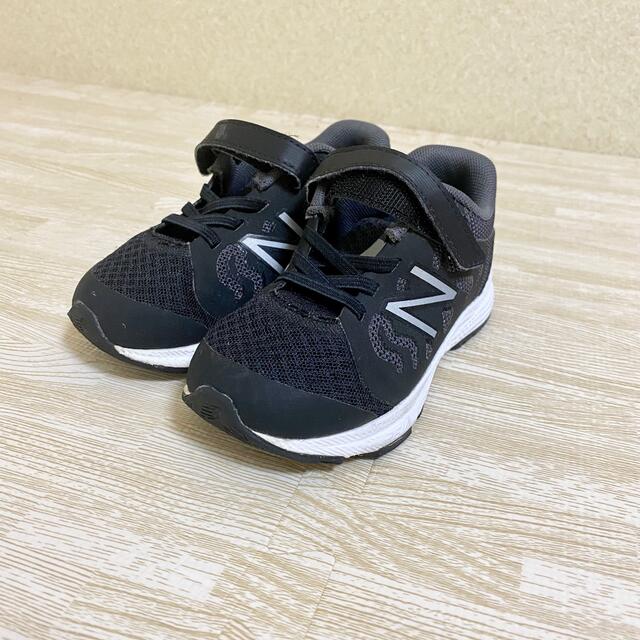 New Balance(ニューバランス)のnew balance スニーカー　ブラック キッズ/ベビー/マタニティのキッズ靴/シューズ(15cm~)(スニーカー)の商品写真