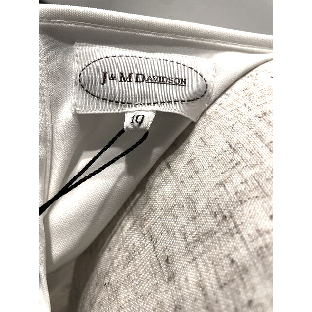 J&M DAVIDSON(ジェイアンドエムデヴィッドソン)のJ＆ＭDavidson サマードレス　新品未使用！ レディースのワンピース(ひざ丈ワンピース)の商品写真