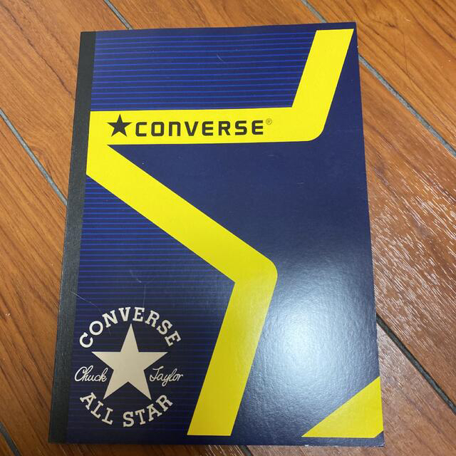 CONVERSE(コンバース)の文房具６点セット　未使用・保管品・傷あり　匿名配送送料込み インテリア/住まい/日用品の文房具(ノート/メモ帳/ふせん)の商品写真