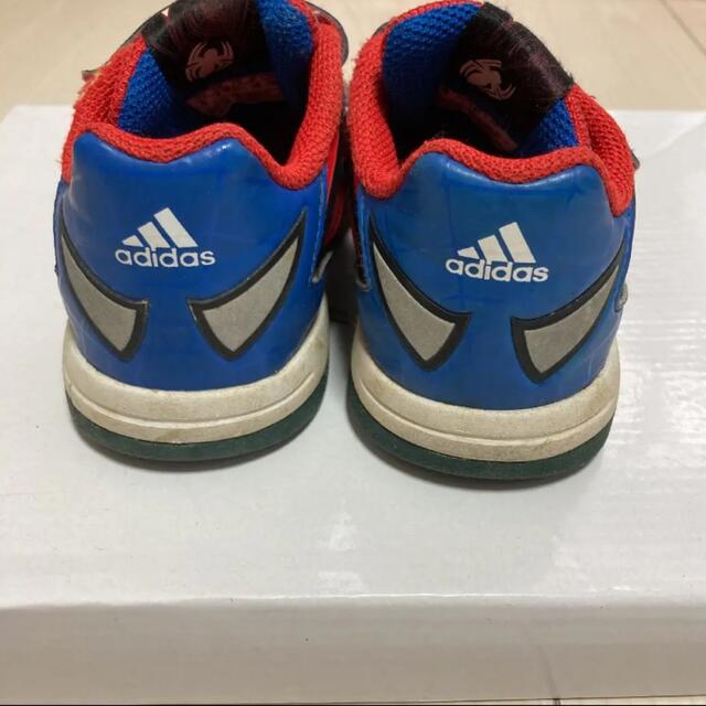 adidas(アディダス)のアディダス　キッズ　スニーカー キッズ/ベビー/マタニティのキッズ靴/シューズ(15cm~)(スニーカー)の商品写真