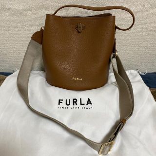 FURLA　バケツ型バッグ