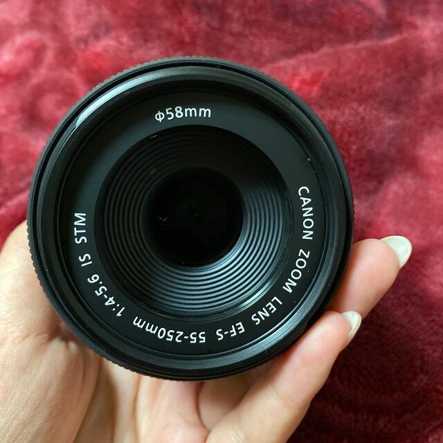 一眼レフ　Canon EOS KISS X8i (W) Wズームキット