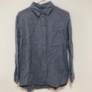 ユニクロ(UNIQLO)のUNIQLO シャツ　グレー(シャツ/ブラウス(長袖/七分))