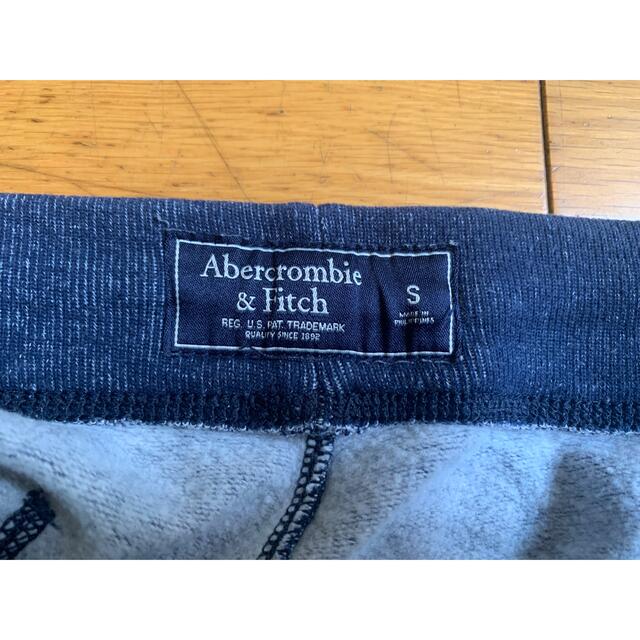 Abercrombie&Fitch(アバクロンビーアンドフィッチ)のAbercrombie & Fitch ハーフパンツ　スウェットパンツ メンズのパンツ(ショートパンツ)の商品写真
