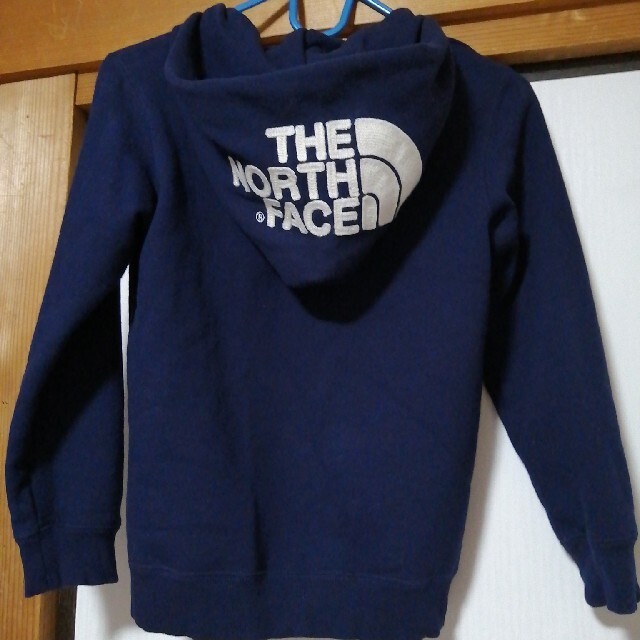 THE NORTH FACE(ザノースフェイス)のノースフェイス　キッズパーカー キッズ/ベビー/マタニティのキッズ服男の子用(90cm~)(ジャケット/上着)の商品写真