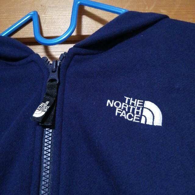 THE NORTH FACE(ザノースフェイス)のノースフェイス　キッズパーカー キッズ/ベビー/マタニティのキッズ服男の子用(90cm~)(ジャケット/上着)の商品写真