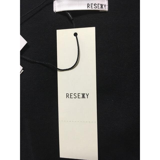 RESEXXY(リゼクシー)のリゼクシー　RESEXXY デニム　ジャケット　ブラック　新品未使用 レディースのジャケット/アウター(Gジャン/デニムジャケット)の商品写真