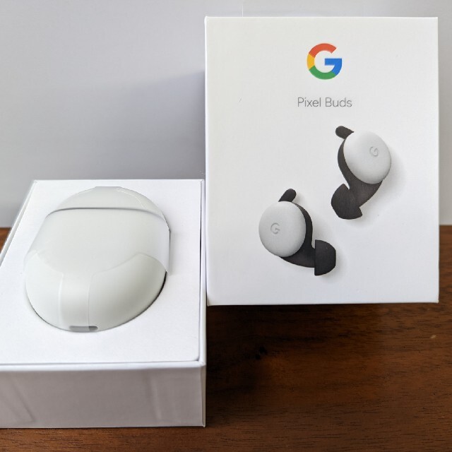 Google(グーグル)のGoogle Pixel Buds 白 スマホ/家電/カメラのオーディオ機器(ヘッドフォン/イヤフォン)の商品写真