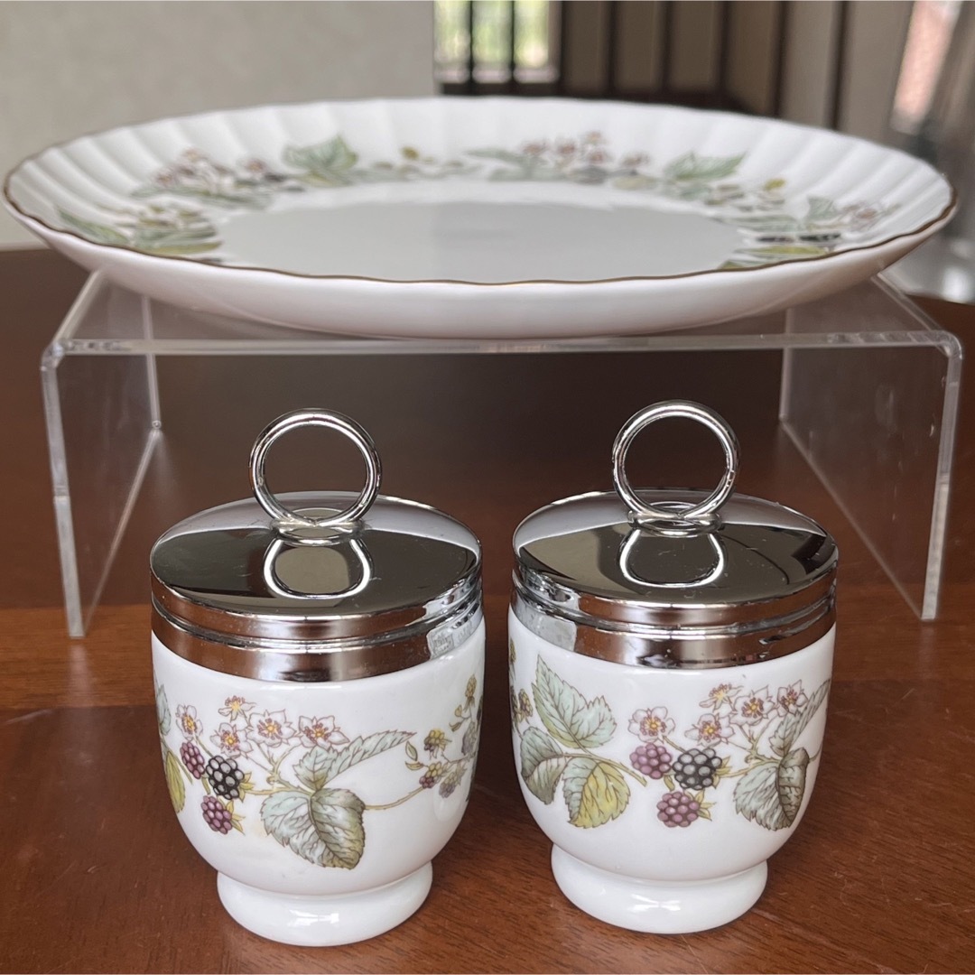 Royal Worcester(ロイヤルウースター)の【レア美品】ロイヤルウースター★ラビニア★オードブルプレート＆エッグコドラー インテリア/住まい/日用品のキッチン/食器(食器)の商品写真