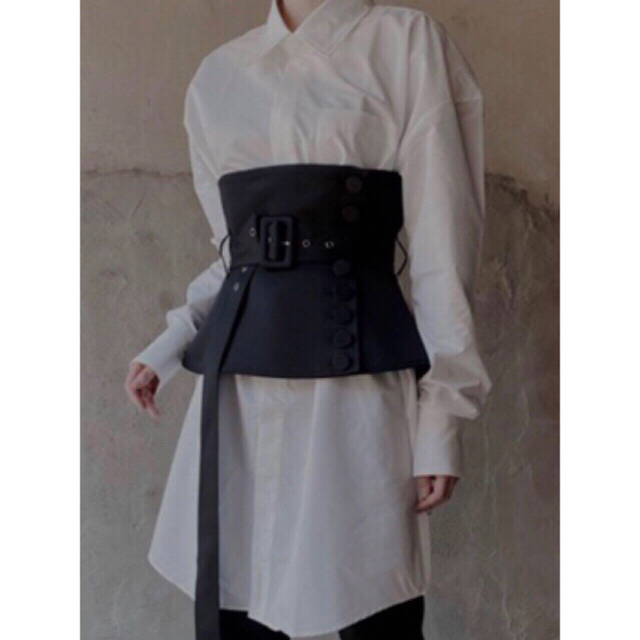 インに】 Balenciaga - 定価5.1万 KIMHEKIM キムヘキム EMMACORSET