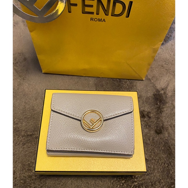 FENDI(フェンディ)のFENDI 財布  レディースのファッション小物(財布)の商品写真