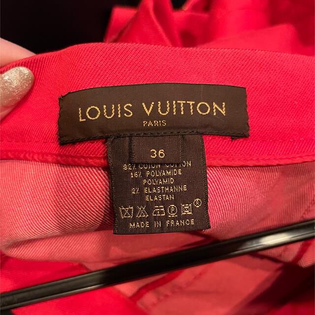 LOUIS VUITTON(ルイヴィトン)のLOUIS VUITTON  ルイヴィトン スカート レディースのスカート(ミニスカート)の商品写真