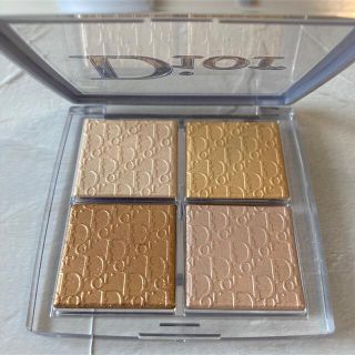 ディオール(Dior)のディオール バックステージ フェイス グロウ パレット ピュア ゴールド(フェイスカラー)