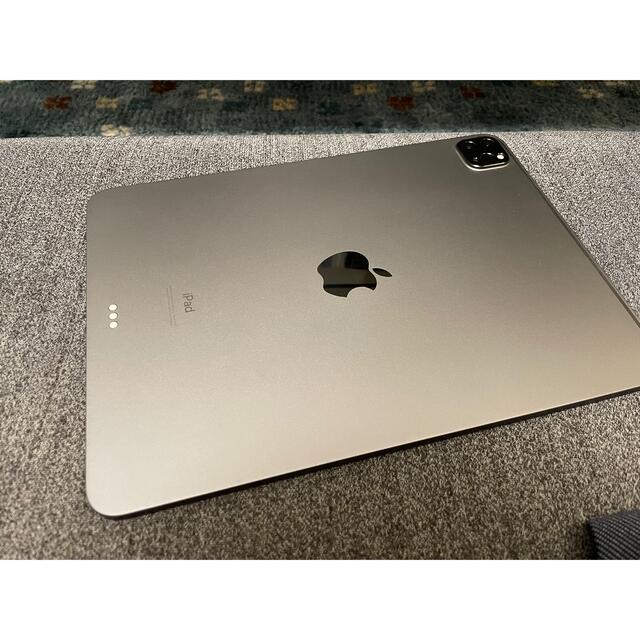 Apple(アップル)のipad pro 2021 256gd apple cere 23/08/12 スマホ/家電/カメラのPC/タブレット(タブレット)の商品写真