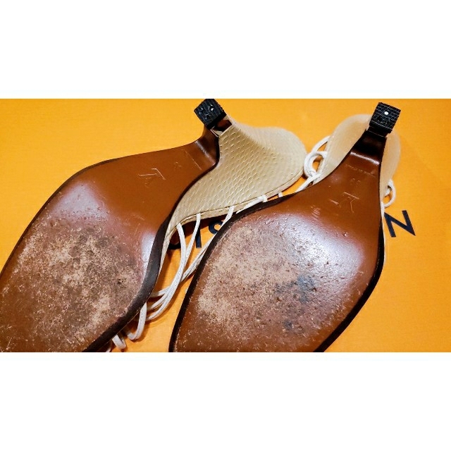 LOUIS VUITTON(ルイヴィトン)のヴィトン靴LANVINルブタンn°21ディオールCHANELサンローランZARA レディースの靴/シューズ(サンダル)の商品写真