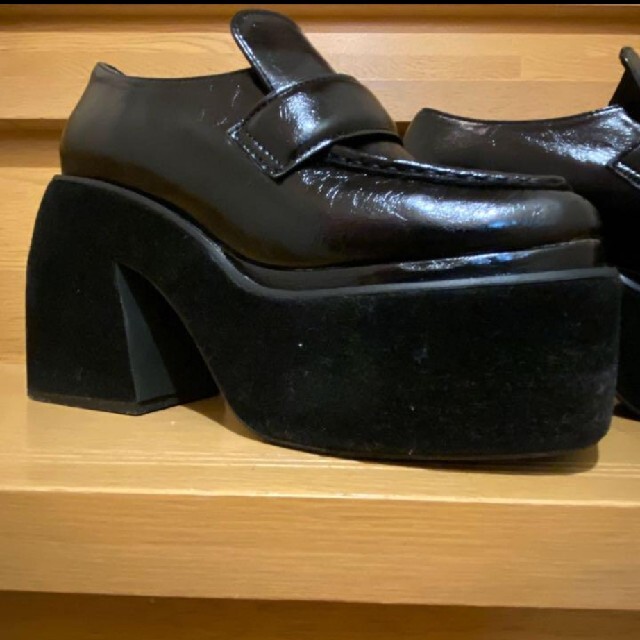 EMODA(エモダ)のエモダ　ソリッドチャンキーローファー レディースの靴/シューズ(ローファー/革靴)の商品写真