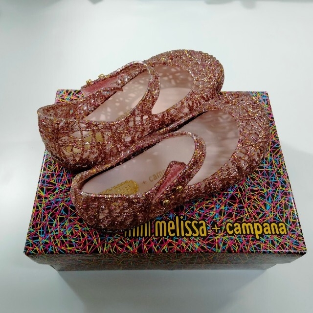 melissa(メリッサ)のMINI MELISSA CAMPANA ZIG ZAG V　ミニメリッサ　カン キッズ/ベビー/マタニティのベビー靴/シューズ(~14cm)(サンダル)の商品写真