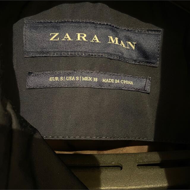 ZARA(ザラ)の送料無料！【ZARA】定価12800円 トレンチコート 修理箇所あり ビジネス メンズのジャケット/アウター(トレンチコート)の商品写真