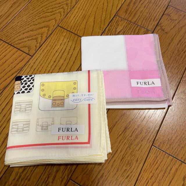 Furla(フルラ)のFURLA未使用品　ハンカチ２枚セット レディースのファッション小物(ハンカチ)の商品写真