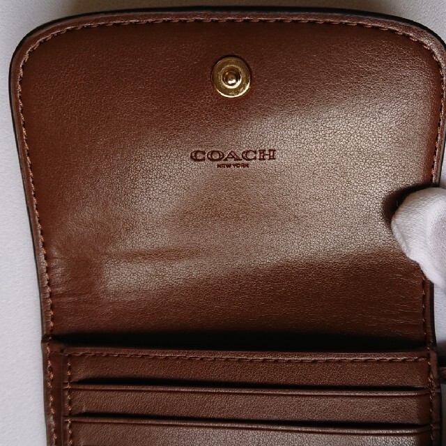 COACH(コーチ)のCOACH 三つ折り財布 シグネチャー レディースのファッション小物(財布)の商品写真