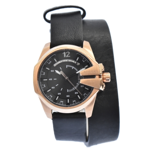 DIESEL(ディーゼル)のDIESEL ディーゼル リストウォッチ Mega Chief メガチーフ 腕時計 DZ4344 ブラック×ゴールド メンズの時計(腕時計(アナログ))の商品写真