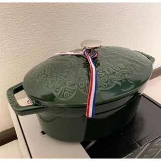 ストウブ(STAUB)のMacky様　専用【新品未使用】フォレスト ココット オーバル バジル 23cm(鍋/フライパン)