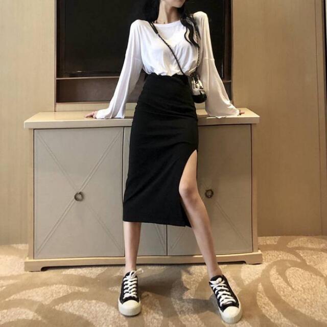 ロングスカート ブラック 新品  タイト　ロング　韓国風  黒 レディースのスカート(ロングスカート)の商品写真