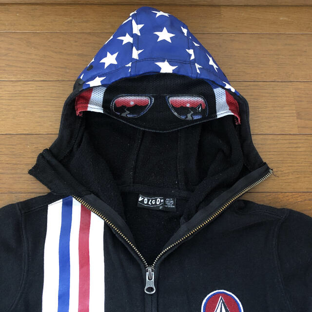 volcom(ボルコム)のVOLCOM ボルコム　フード　パーカ　ジャケット　2T アメリカン　サングラス キッズ/ベビー/マタニティのキッズ服男の子用(90cm~)(ジャケット/上着)の商品写真