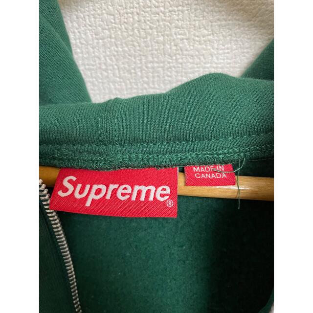 Supreme(シュプリーム)のSupreme Reflective Small Box Sweatshirt メンズのトップス(パーカー)の商品写真